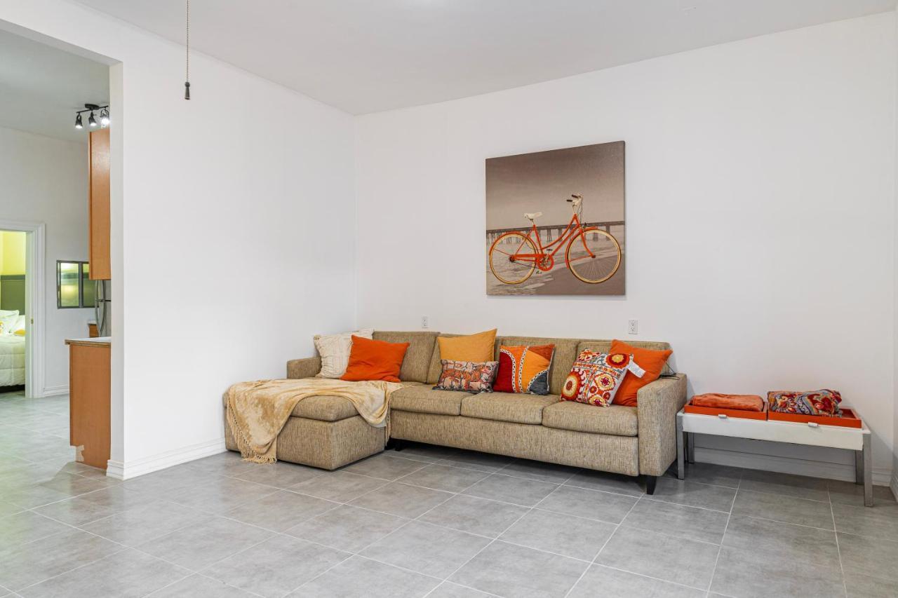 2 Br/ 1 Ba Home, Sleeps 10, 1 Min Walk To Rosarito Beach Kültér fotó